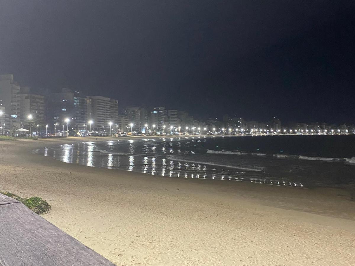 Suite Mar 210 - Economica E Compacta - Praia Do Morro - Predio Frente Mar Com Elevador, Atravessou A Avenida, Ja Esta Na Praia - Garagem - Internet Guarapari Ngoại thất bức ảnh